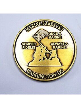 Marine Barracks Washington DC Challenge Coin 8th & I Marines 2010 Reunion USMC